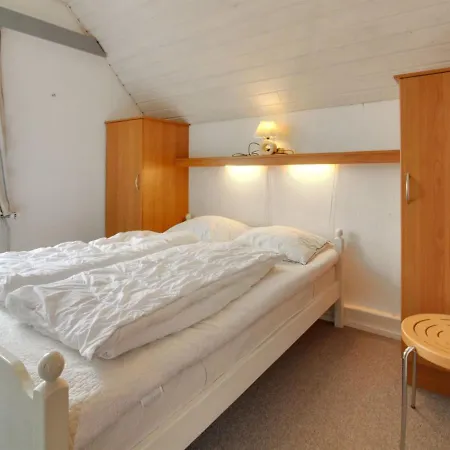 Apartment Tuve - 2-5km From The Sea In Western Jutland By Interhome
